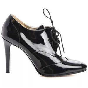 CHANEL Derby Black Patent Leather CC Logo Lace-Up Stiletto Ankle Boots S…